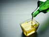 Edible oil cools due to Coronavirus, restrictions on refined palm