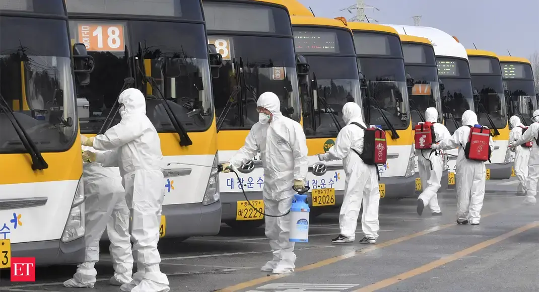 Surfaces? Sneezes? Sex? How the coronavirus can and cannot spread