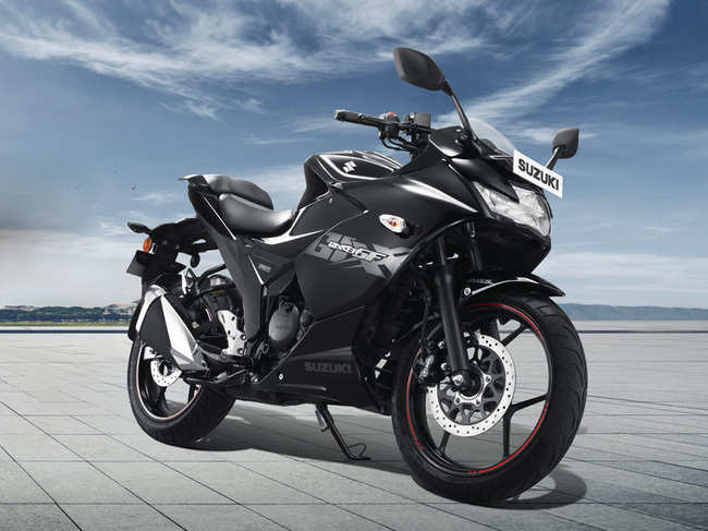 ​GIXXER and GIXXER SF (in pic) are powered by a 155cc engine capable of generating power of 13.6ps​
