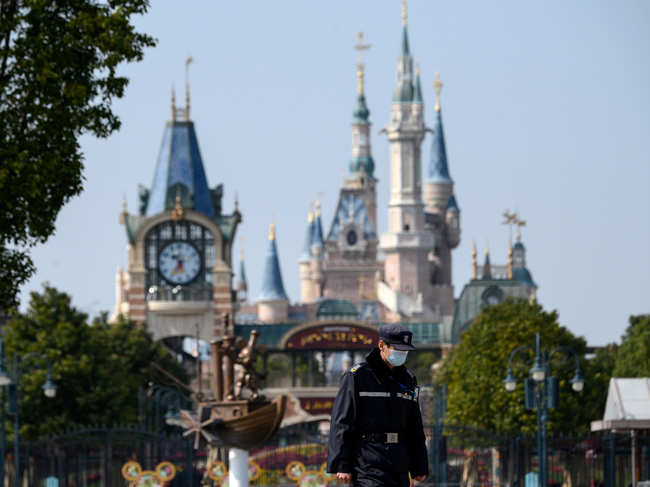 The​ Disneyland amusement park will remain closed​.