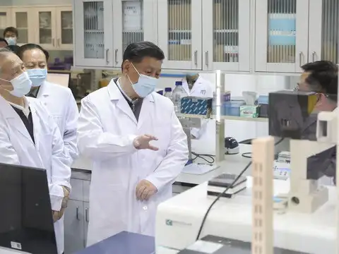 China's epicenter gets a visit