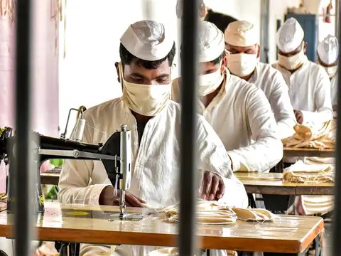 Panic grips jail in Kanpur