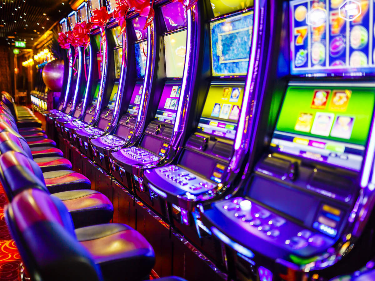 slot machine: Latest News &amp; Videos, Photos about slot machine | The  Economic Times - Page 1