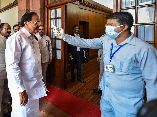 Screening at the parliament