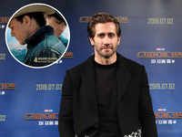 jake gyllenhaal: 'Where is Jake Gyllenhaal? Let's talk.' Fans troll actor  after Taylor Swift releases 10-minute version of 'All Too Well' - The  Economic Times