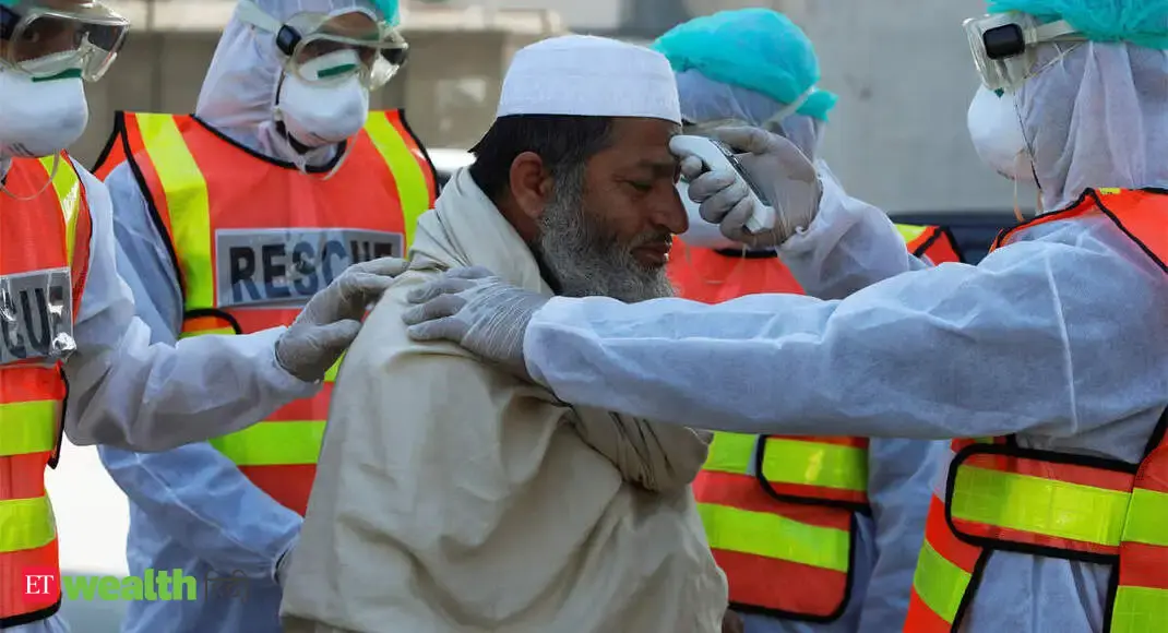 पाकिस्तान में कोरोना से मौतें: कोविड-19: पाकिस्तान में संक्रमण के मामले 6500 के पार, यूरोप में 90000 से ज्यादा मौतें | ET Hindi