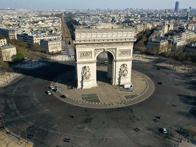 Deserted Place de l'Etoile, Paris