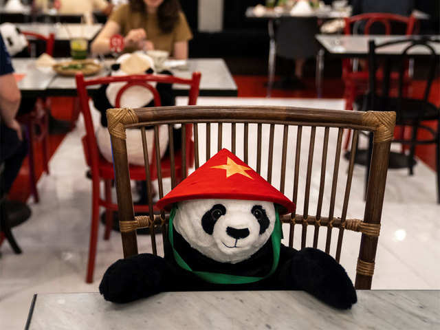 Can't bear to eat alone?