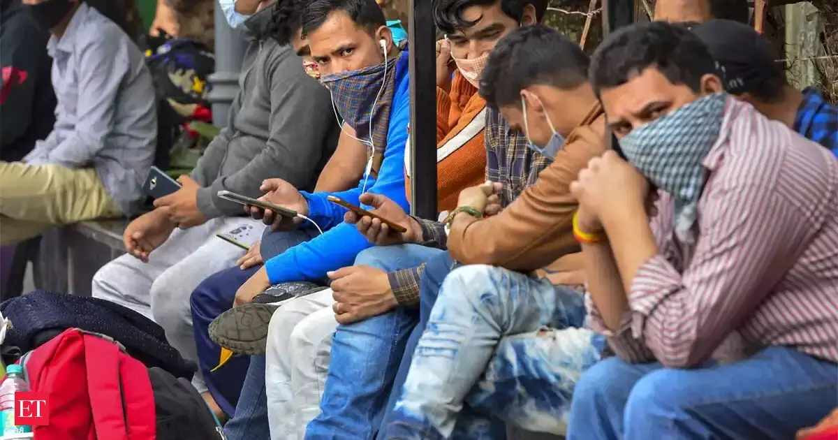 migrant workers in delhi: Non-migrant workers in Delhi see income drop ...