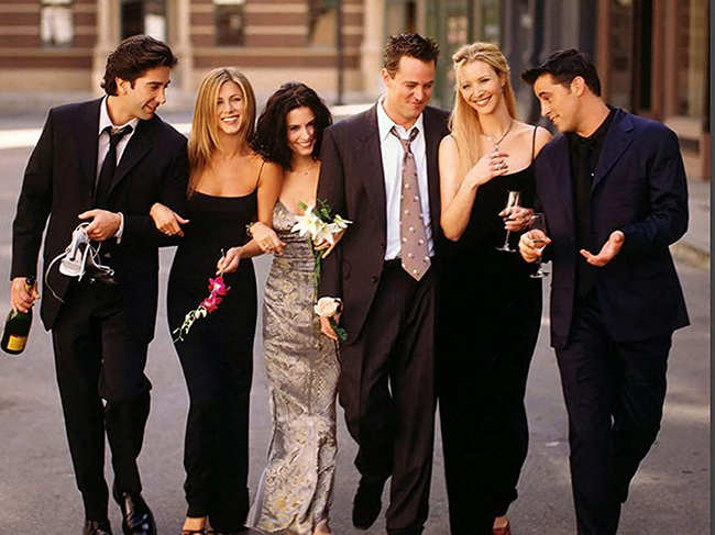 Kudrow, along with the other five stars Jennifer Aniston, Courteney Cox, Matthew Perry, Matt LeBlanc and David Schwimmer, were set to shoot for the much-anticipated "Friends" reunion special.