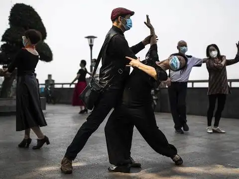 "Square dancing"