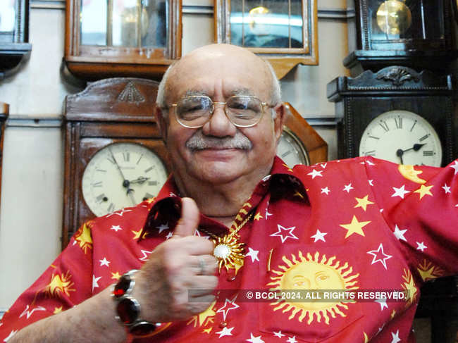 Bejan Daruwalla's motto to live a happy life has always been: 'Live, love and laugh'.​