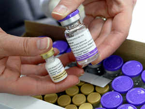 H1N1-vaccine--reuters