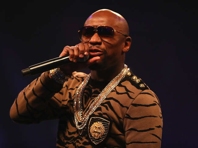 The former five-division world champion's promotional company, Mayweather Productions, confirmed on Twitter that Mayweather had made the offer.