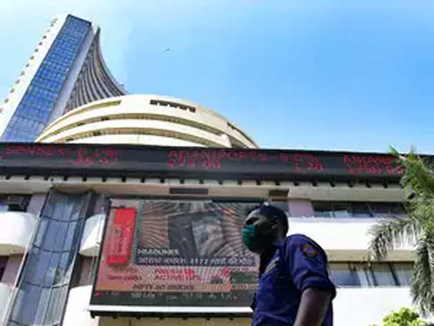 Traders' Diary: Nifty faces crucial hurdle at 10,200-10,300