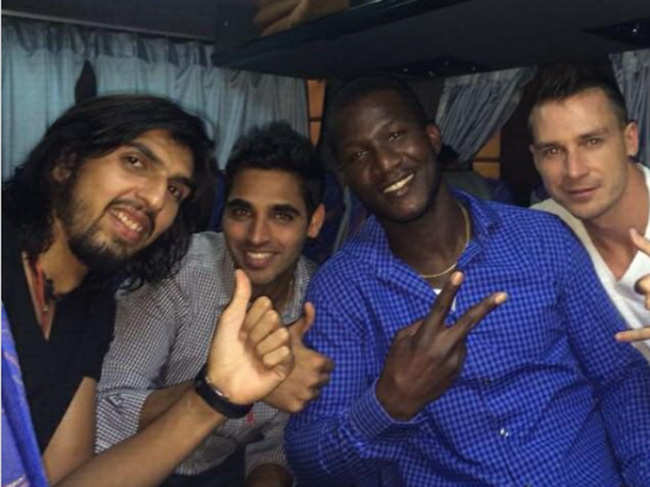 In 2014, Sharma had posted a picture with bowler Bhuvneshwar Kumar, Sammy and a South African cricketer, Dale Steyn.