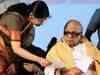 DMK pulls out of UPA, ministers to quit cabinet