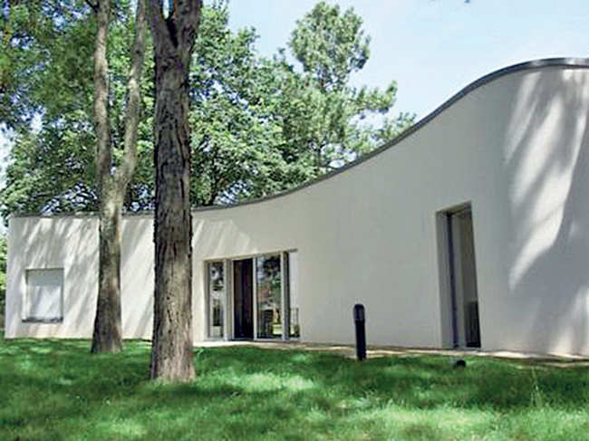 ​The 3D-printed house, made using insulator polyurethane and cement, costs 20% cheaper.​