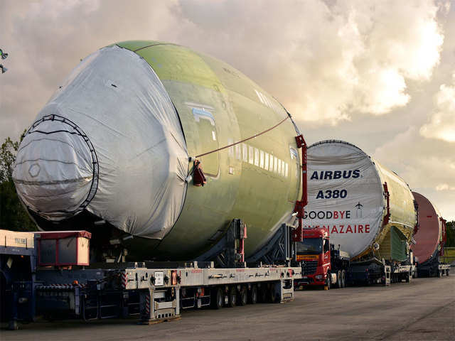 Airbus prepares to build last A380 superjumbo