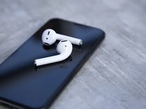 AirPods Get Spatial Audio