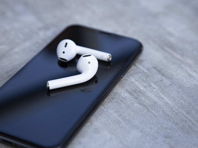 AirPods Get Spatial Audio