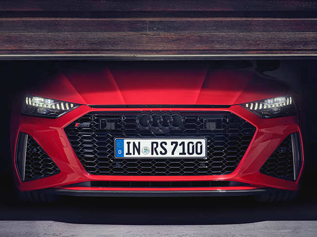 Customers can visit the official website and experience the Audi RS 7 Sportback​ in augmented reality as well​.
