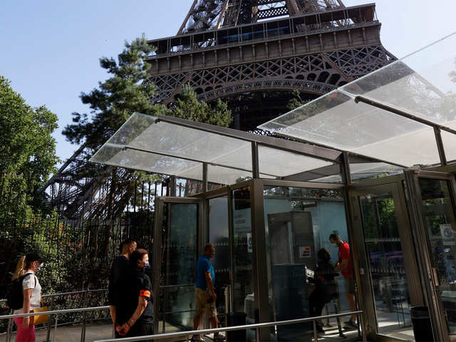 Eiffel Tower Is Open for Tourism, With Social Distancing and No Elevators -  WSJ