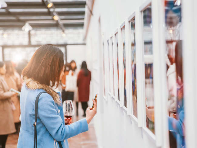 art gallery1_iStock