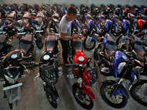 Bajaj Auto unions demand factory halt after 250 workers catch coronavirus