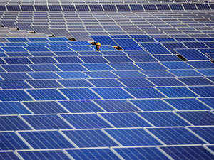solar panels agencies