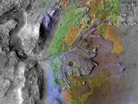 ​Red planet, blue water