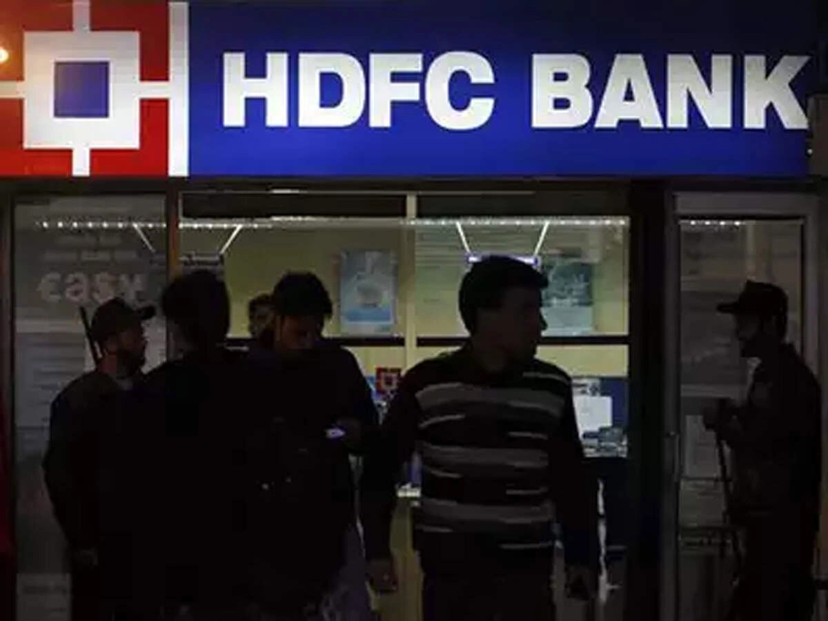 Hdfc Bank S Rs 12 000 Cr Loans To Irfc Hints At Resumption Of The Project Financing Cycle The Economic Times