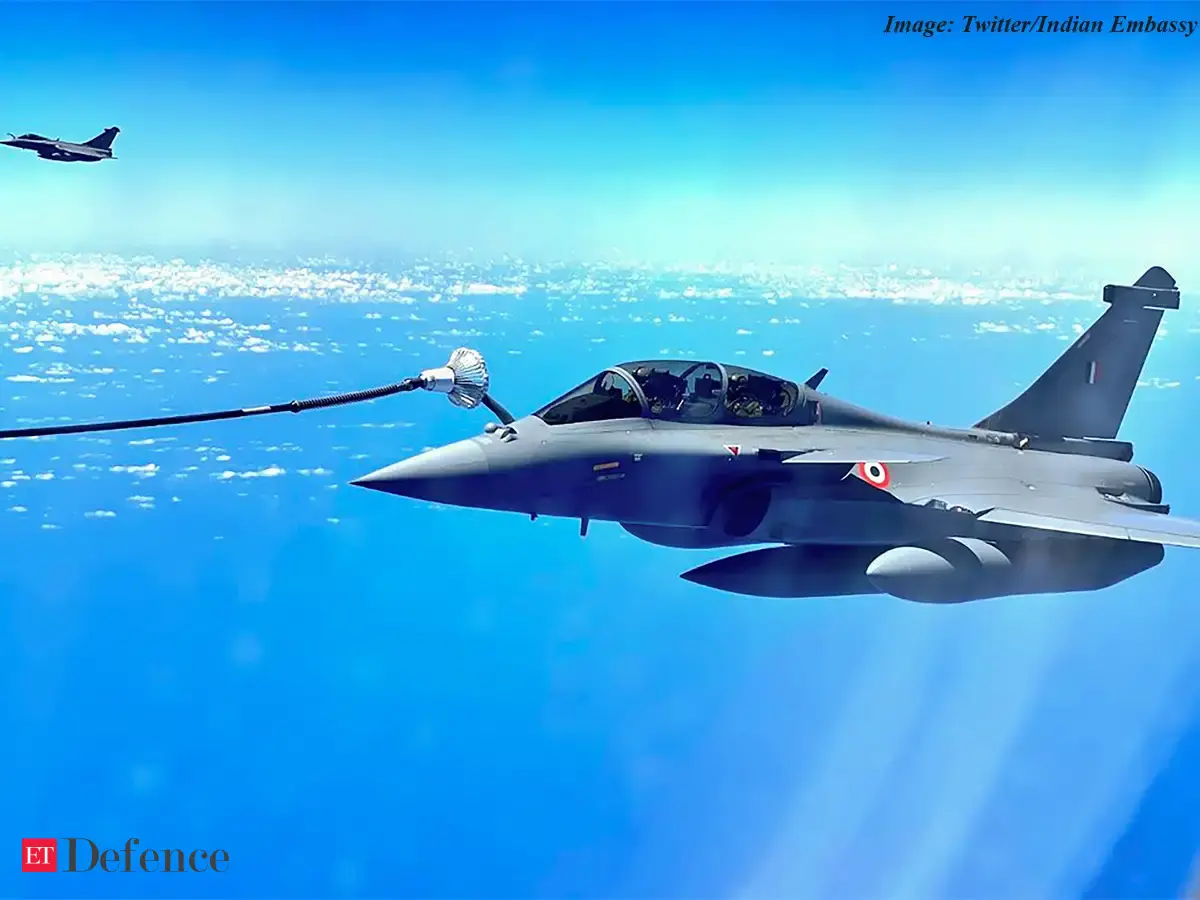 French connection - Five Rafale jets refueled mid-air from a French ...