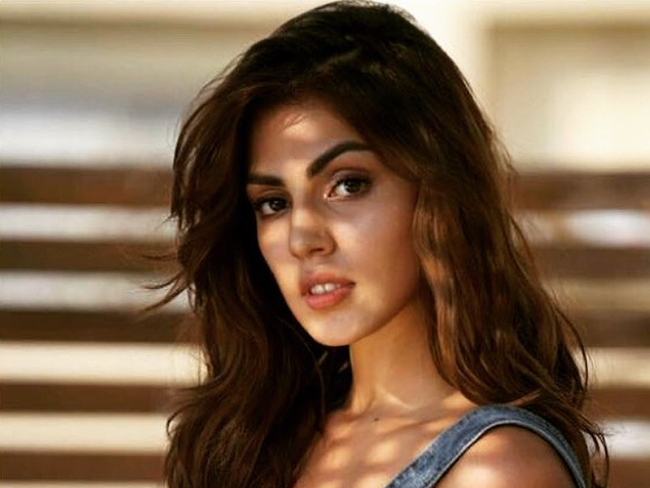 Rhea Chakraborty: Sushant Singh Rajput death: After request refused, Rhea Chakraborty deposes before ED in Mumbai - The Economic Times