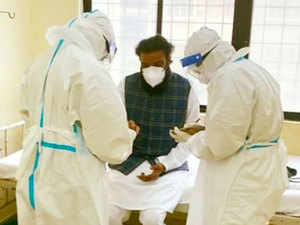 Karnataka Health Minister B Sriramulu tests COVID-19 positive