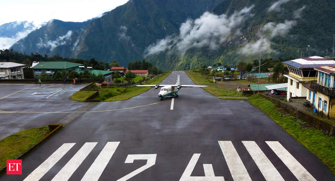 Indtægter økse legeplads The world's most dangerous airports - ​Tenzing-Hillary Airport, Nepal | The  Economic Times