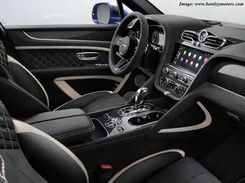 ​Cutting-Edge Infotainment