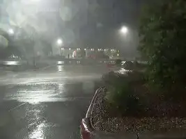 Watch: Hurricane Laura makes landfall in southwestern Louisiana ...