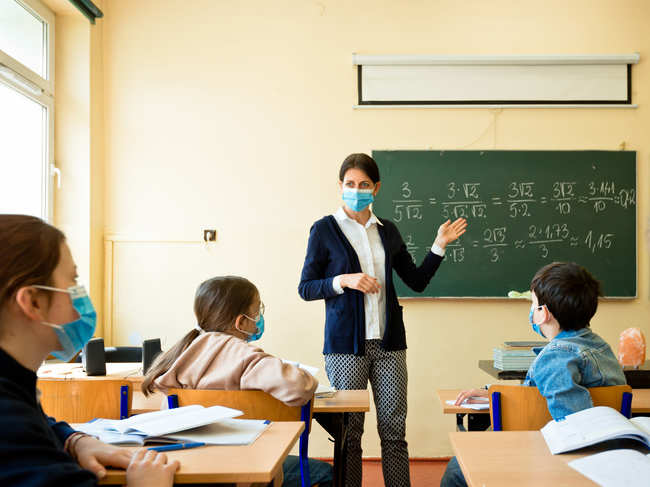 school-education-mask_iStock