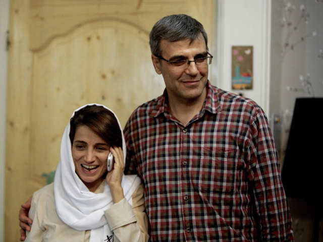 Iranian lawyer putting &#39;life on line&#39; in prison hunger strike - 12-year sentence | The Economic Times