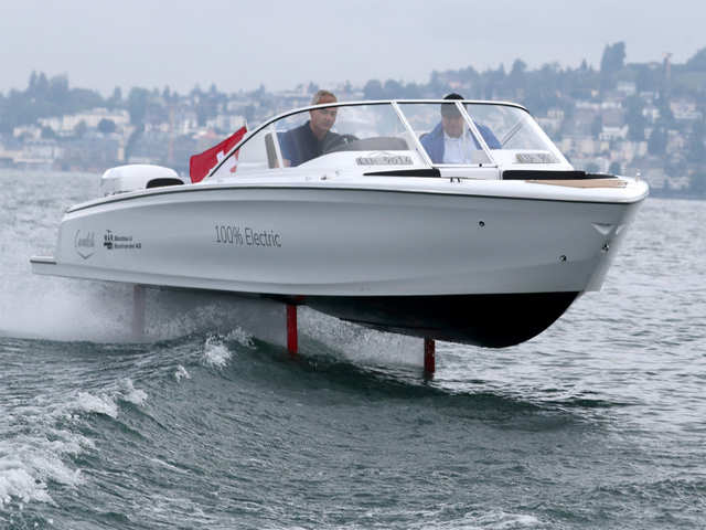 ​'Flying' electric speedboat