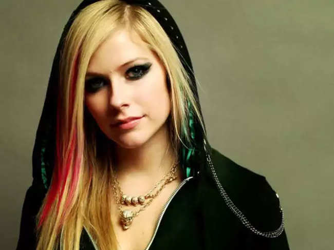 Lavigne opened up about her Lyme disease diagnosis in 2015 and revealed that she had been “bedridden for five months”.