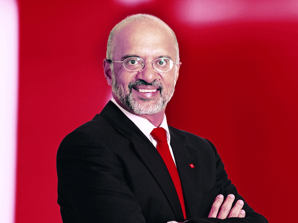 Dbs Bank Staff Dress Code : Dbs Bank How Dbs Bank India ...