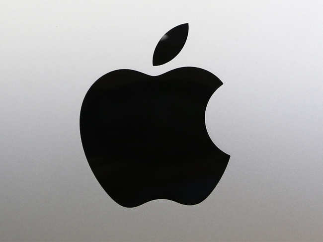 Many Apple services hit by outage, glitches