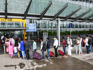 DGCA issues airline ticket refund guidelines after Supreme Court verdict