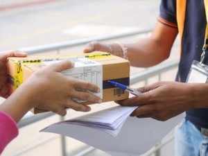 e-commerce delivery (1)