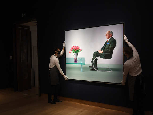 ?The Hockney painting sold depicts David ?Webster - who ran the opera house from 1945 to 1970 - seated, and was commissioned for the Covent Garden building in the 1970s.?