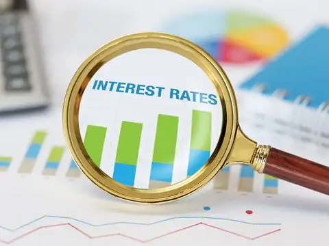 The difference between compound interest and simple interest