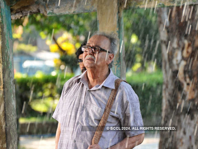 Soumitra Chatterjee's​ platelet count​ and haemoglobin​ have gone down.