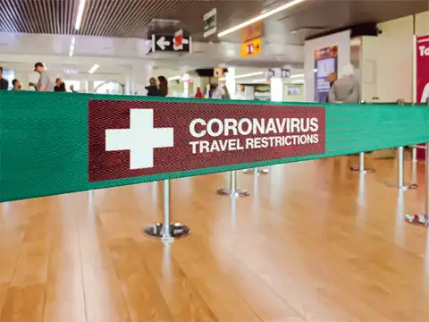 Planning to t​Check travel regulationsavel? Take these steps for a covid-proof, happy holiday_4